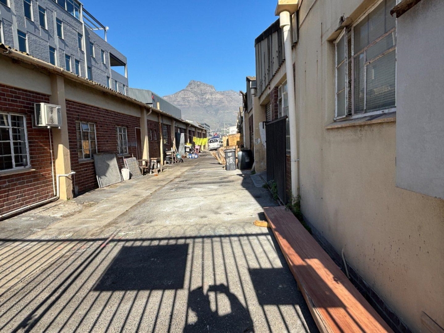 To Let commercial Property for Rent in Paarden Eiland Western Cape